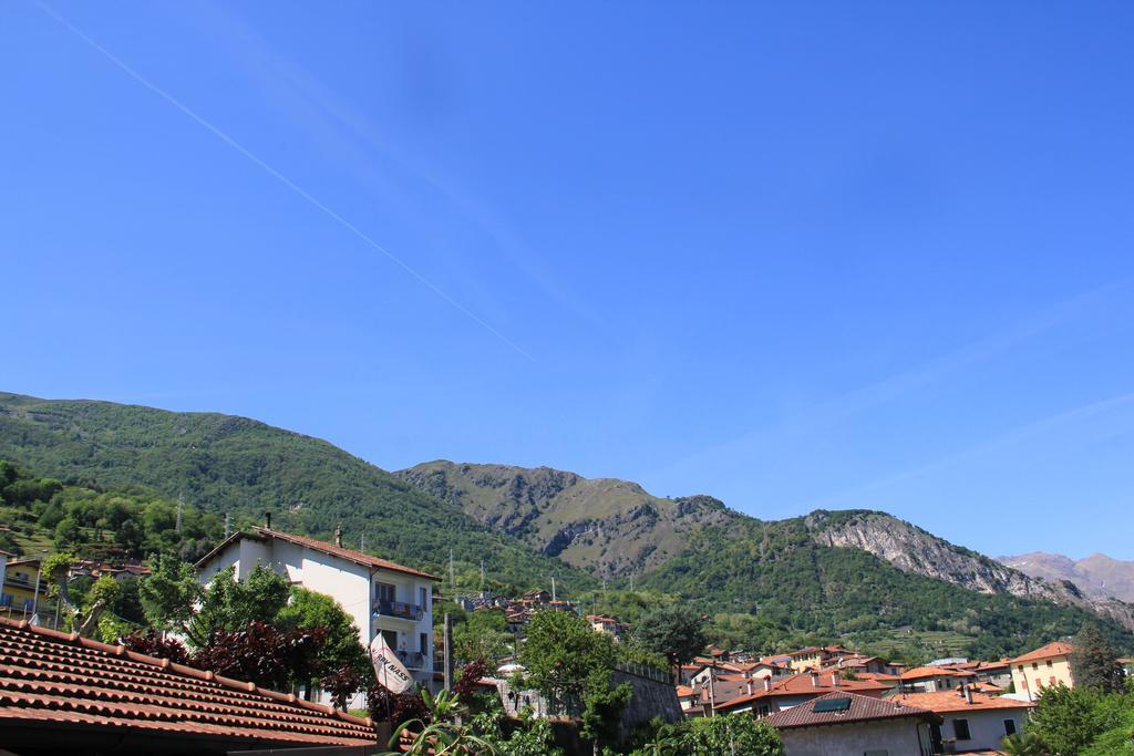 Veranda Beach Apartment Pianello Del Lario Room photo